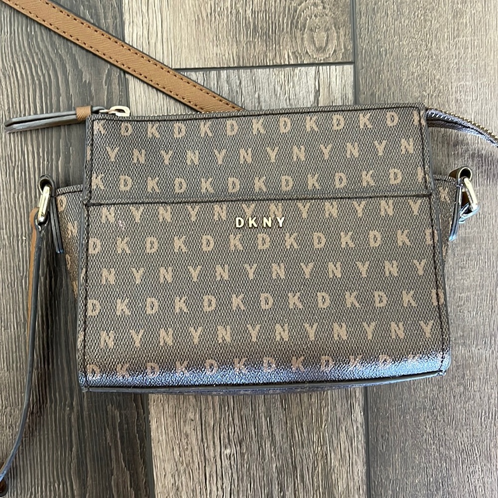 DKNY mini crossover purse